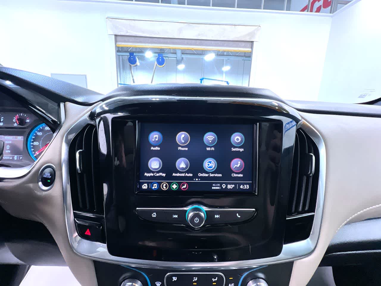 2023 Chevrolet Traverse LS