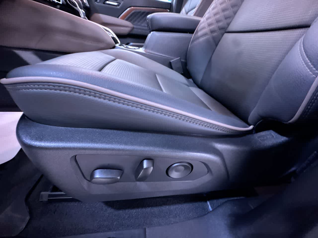 2024 GMC Canyon Denali