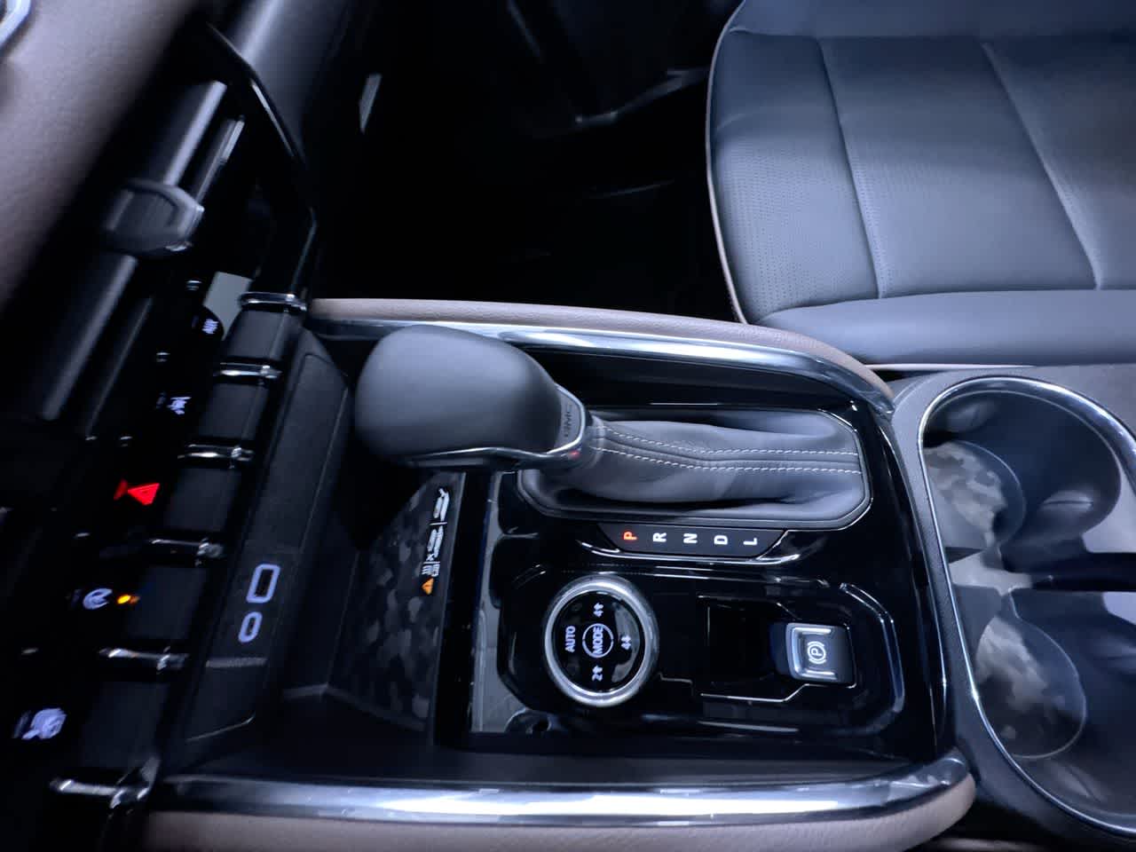 2024 GMC Canyon Denali