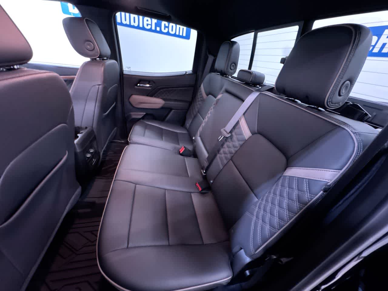 2024 GMC Canyon Denali