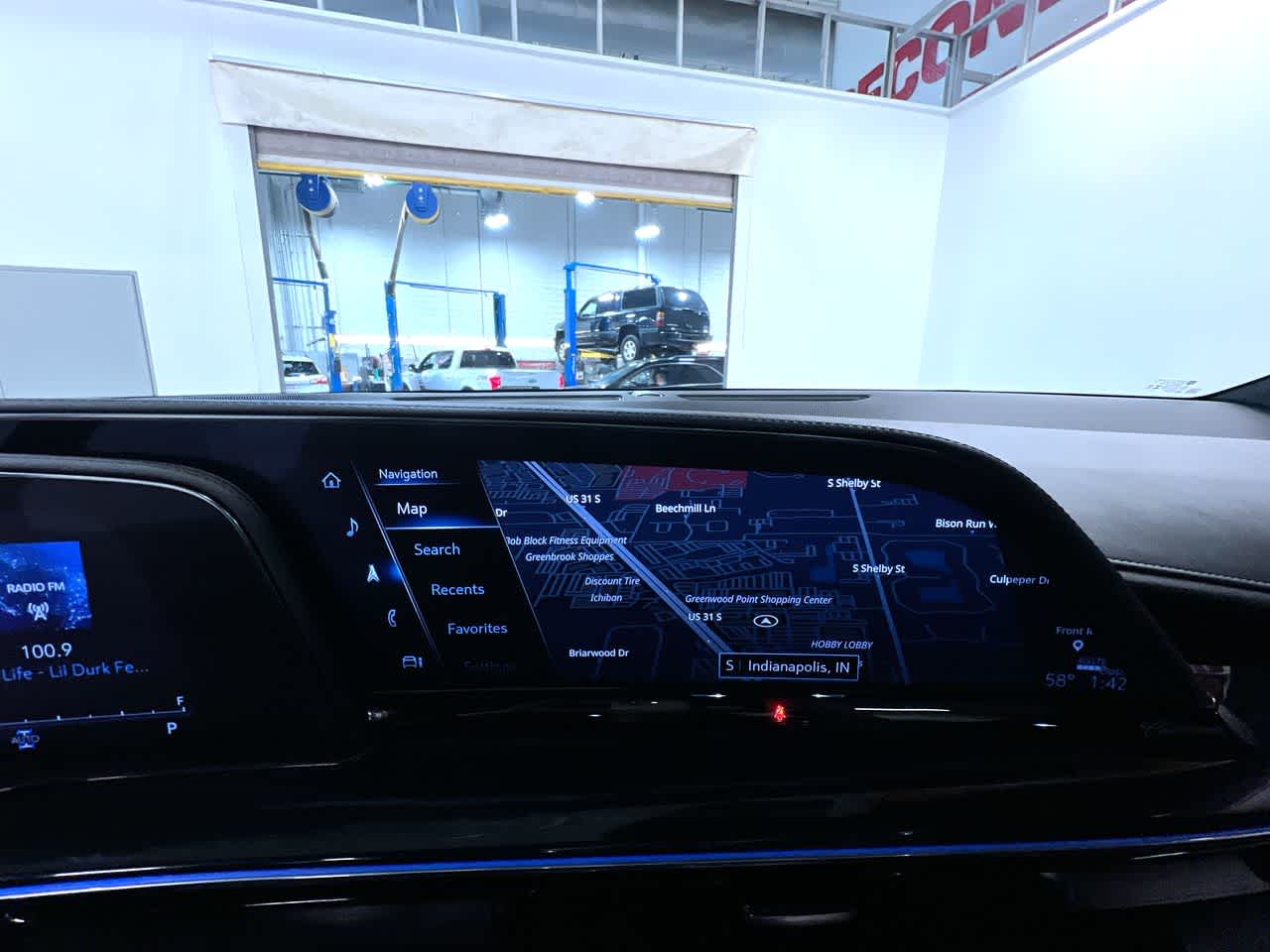 2024 Cadillac Escalade ESV Sport