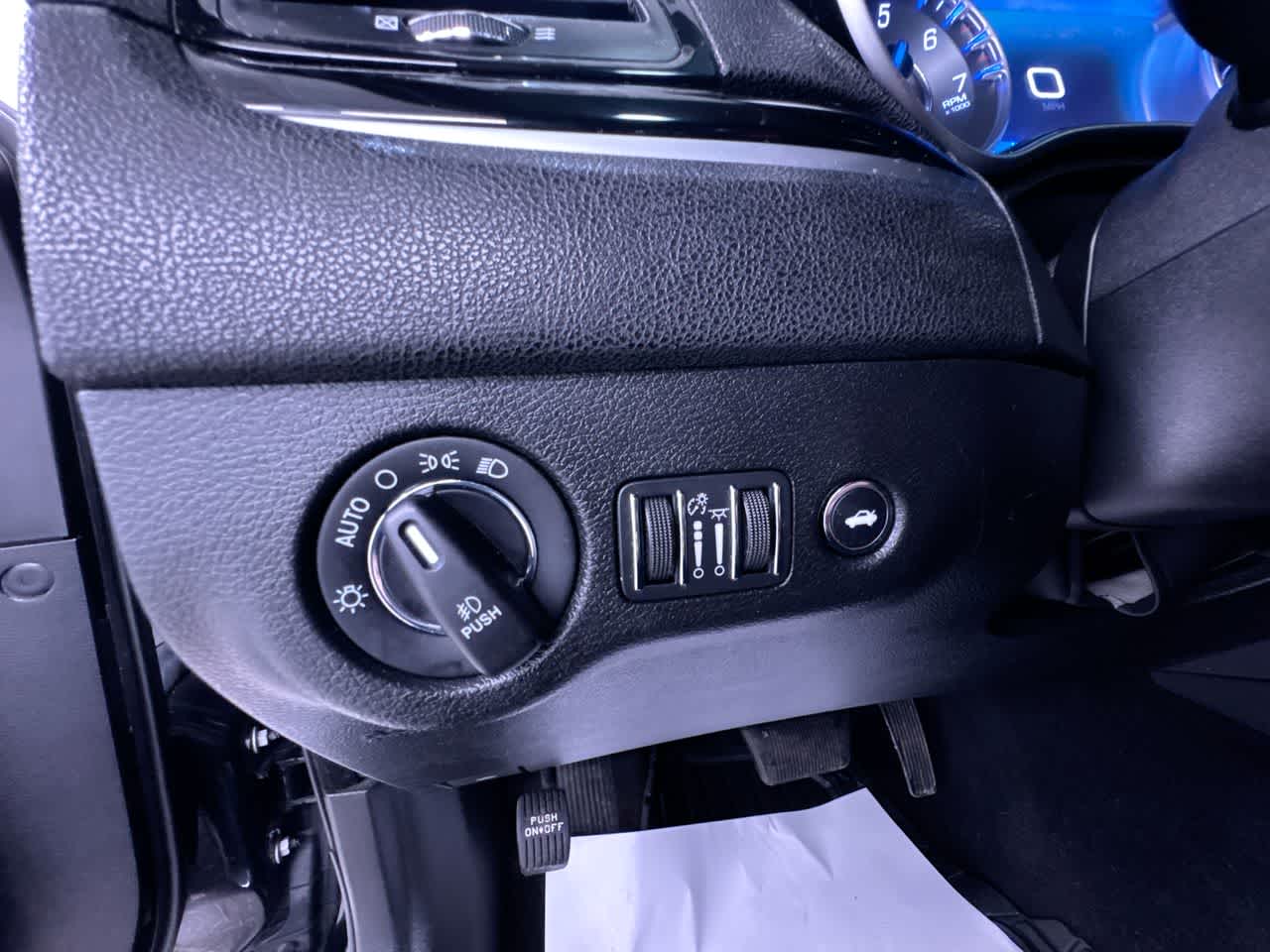 2021 Chrysler 300 300S