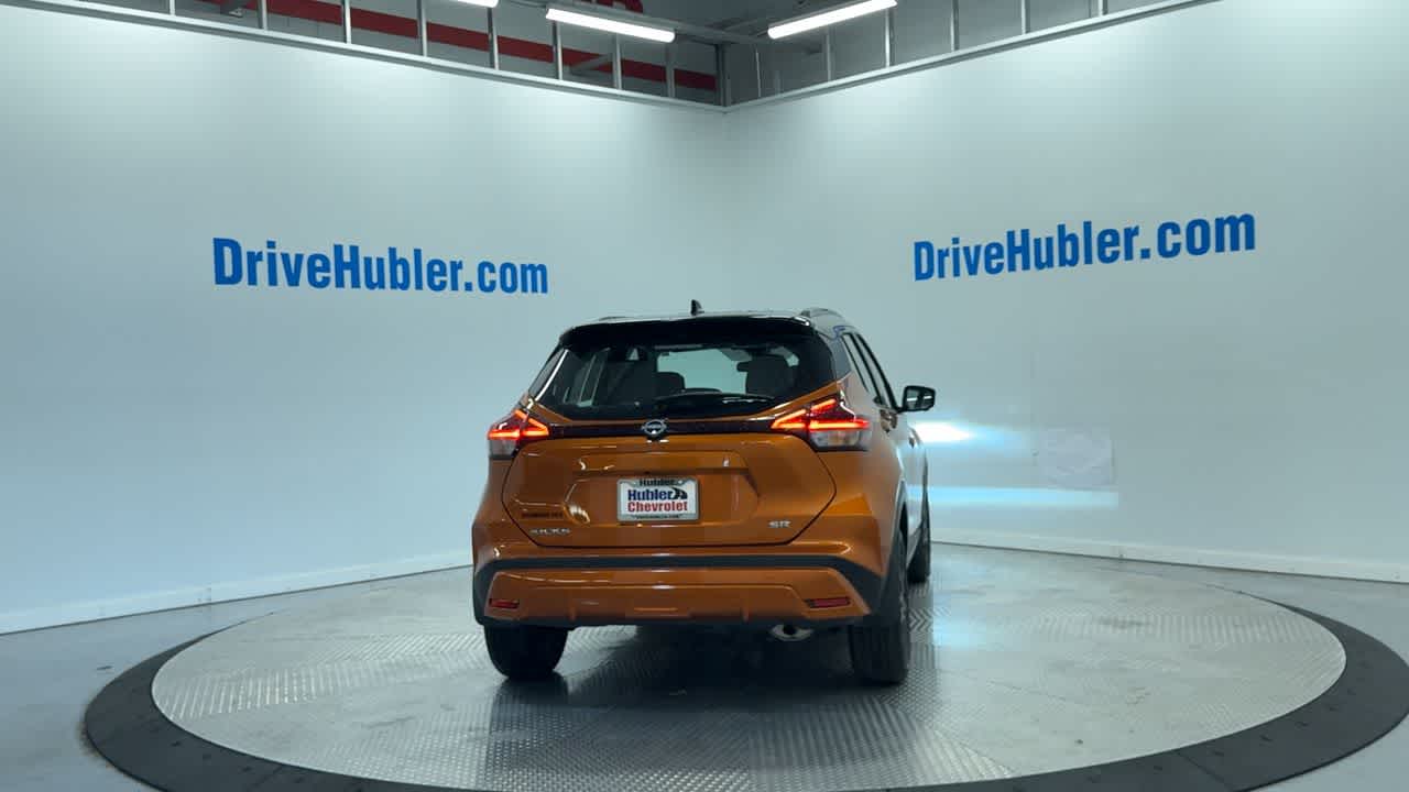 2024 Nissan Kicks SR
