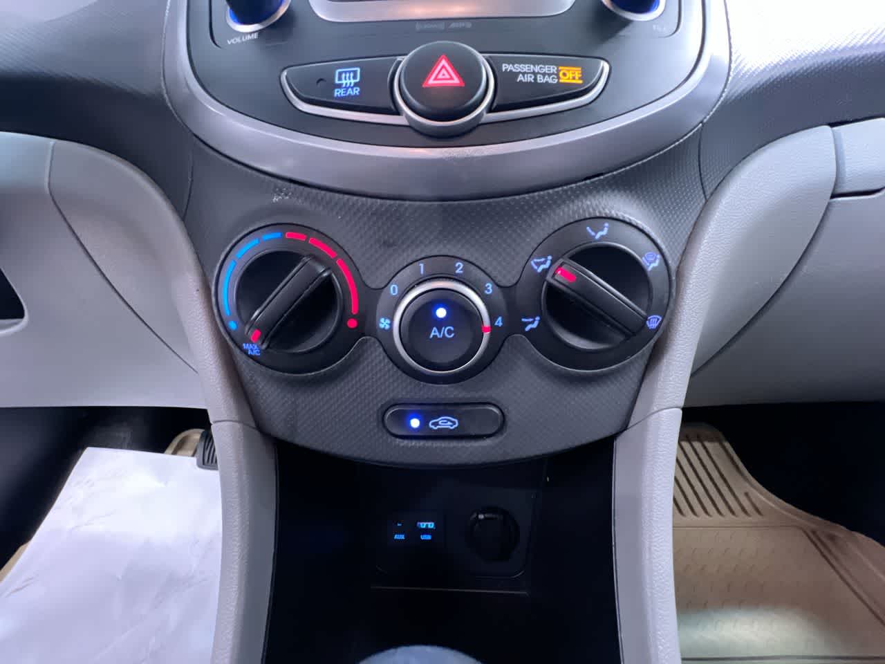2016 Hyundai Accent SE