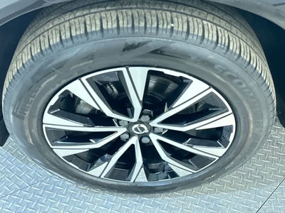 2023 Volvo XC60 Plus Dark Theme