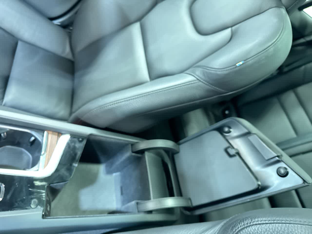 2025 Volvo V60 Cross Country Plus