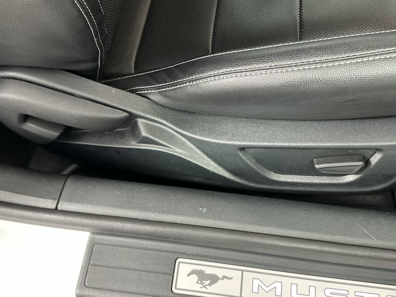 2023 Ford Mustang EcoBoost