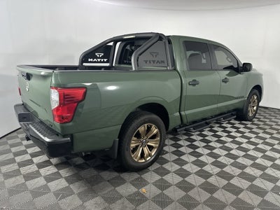 2024 Nissan Titan SV
