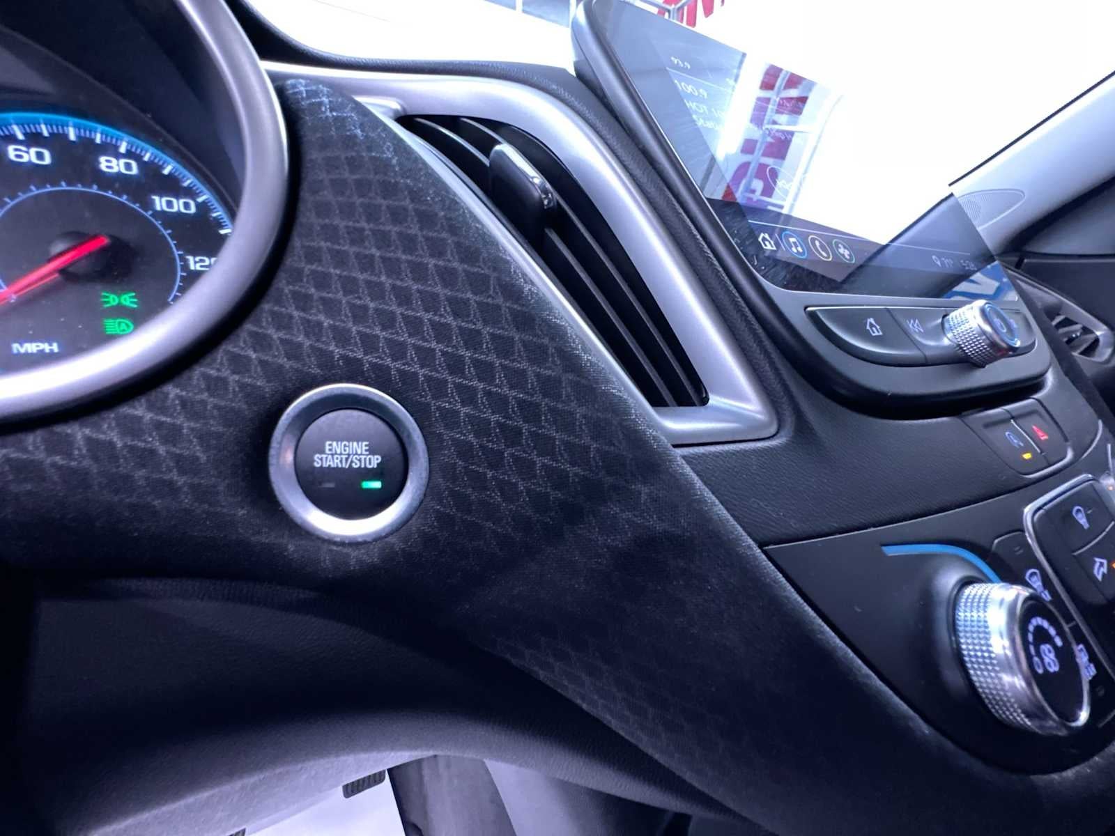 2025 Chevrolet Malibu RS
