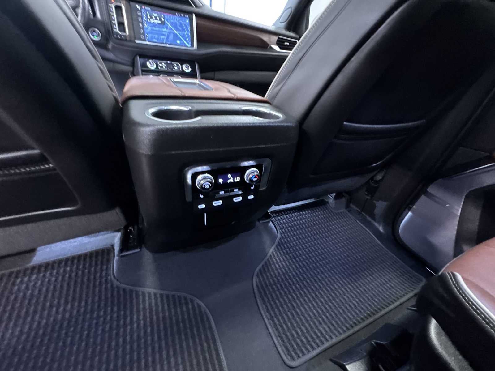 2024 GMC Yukon Denali Ultimate Denali Ultimate