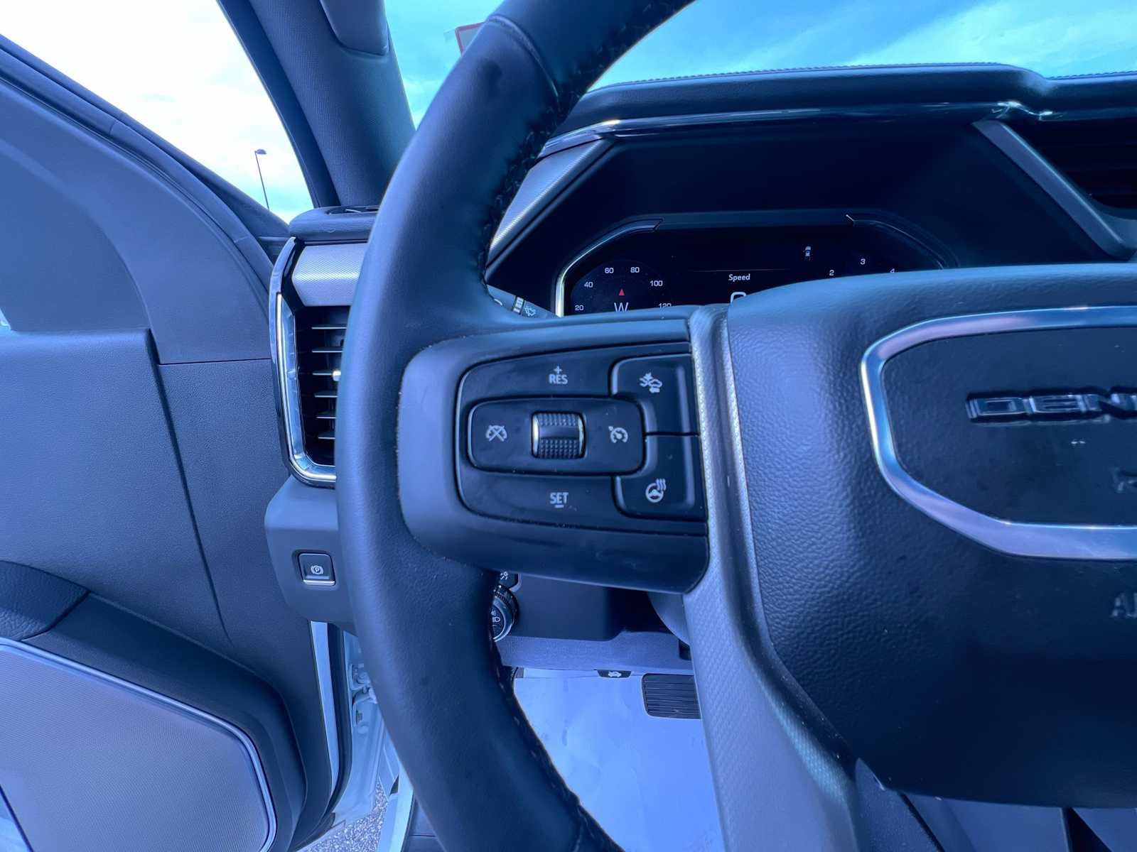 2025 GMC Sierra 3500HD Denali