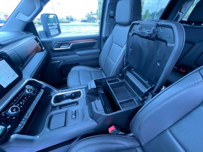 2025 GMC Sierra 3500HD Denali