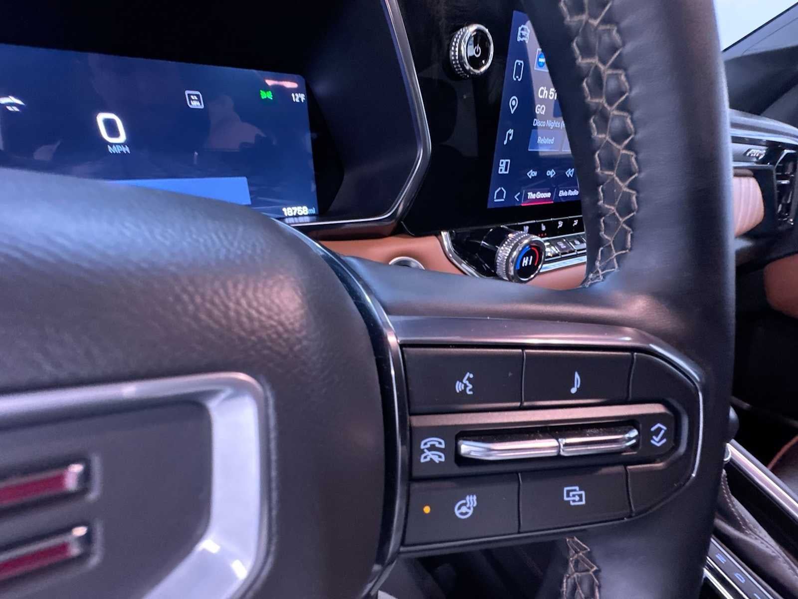 2024 GMC Canyon 4WD AT4