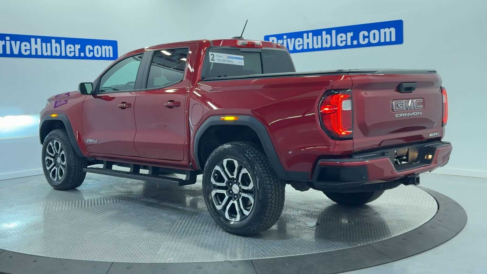 2024 GMC Canyon 4WD AT4