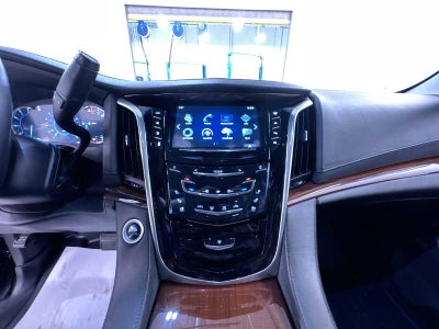 2018 Cadillac Escalade Luxury