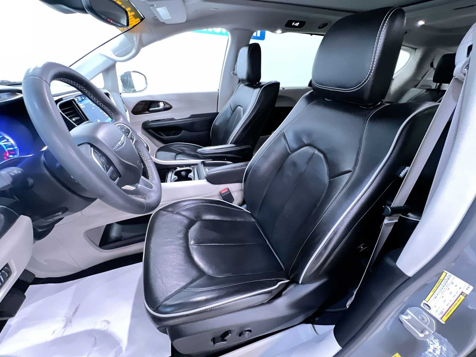 2022 Chrysler Pacifica Hybrid Limited