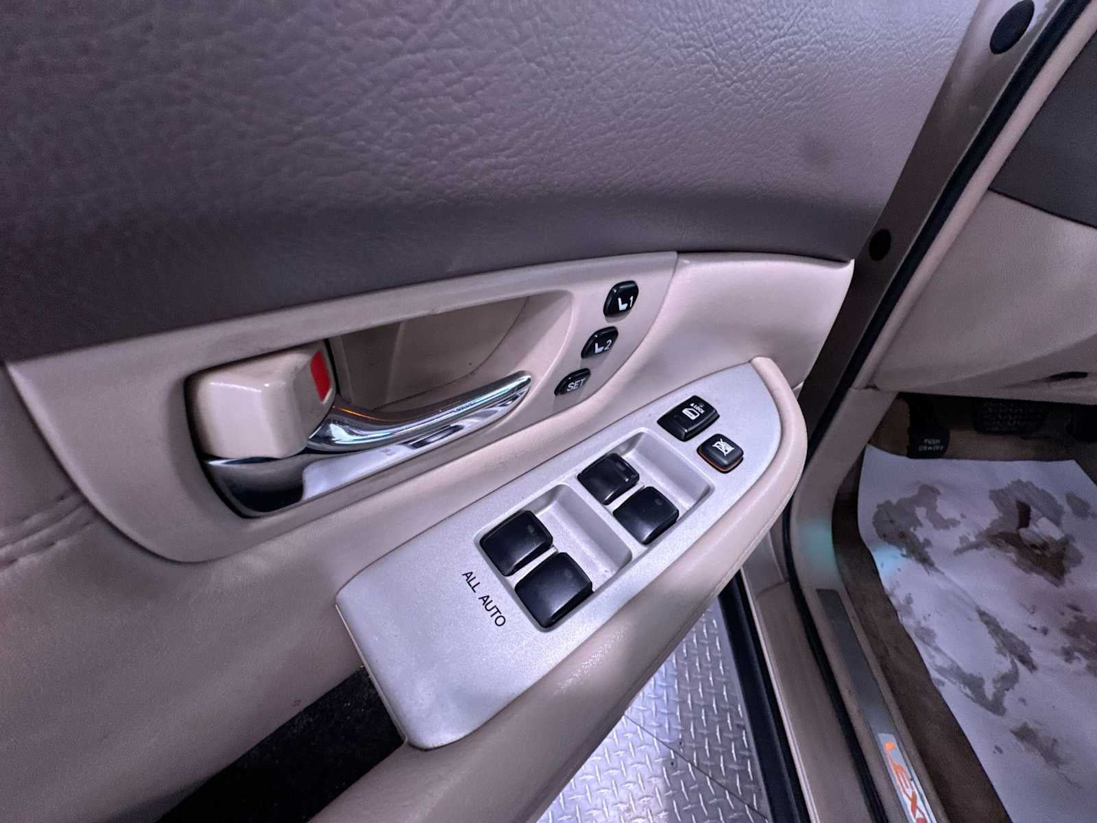 2005 Lexus RX 330 4dr SUV AWD