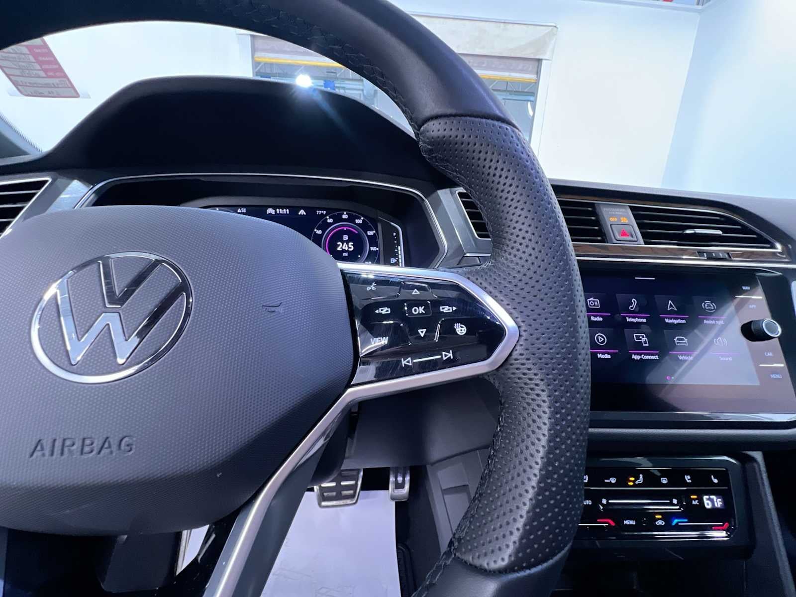 2022 Volkswagen Tiguan SEL R-Line