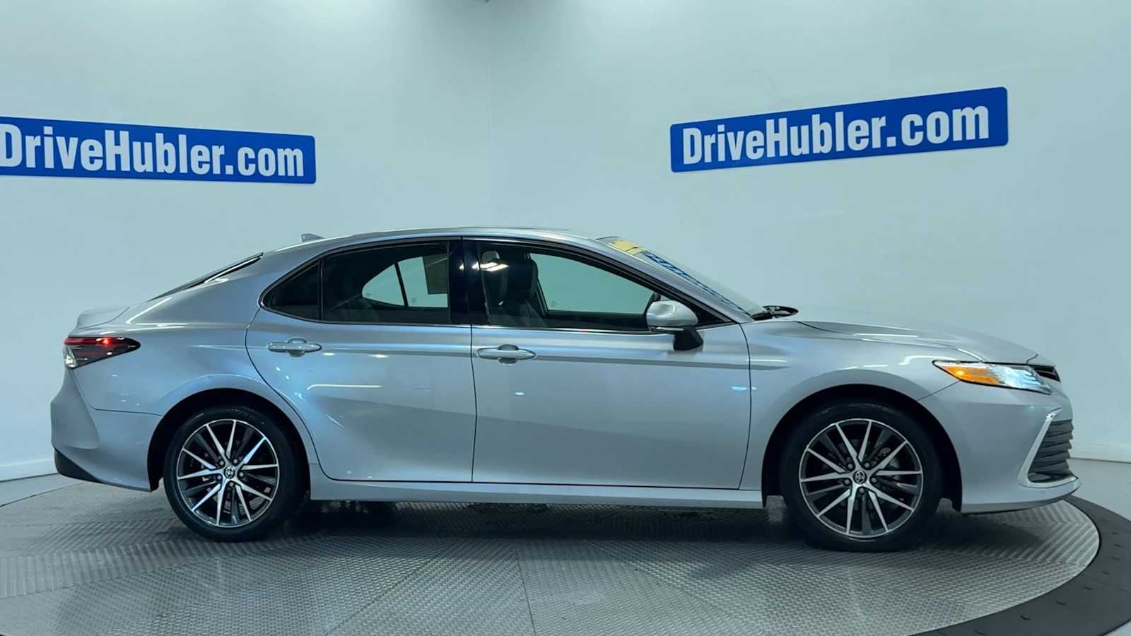 2024 Toyota Camry Hybrid XLE