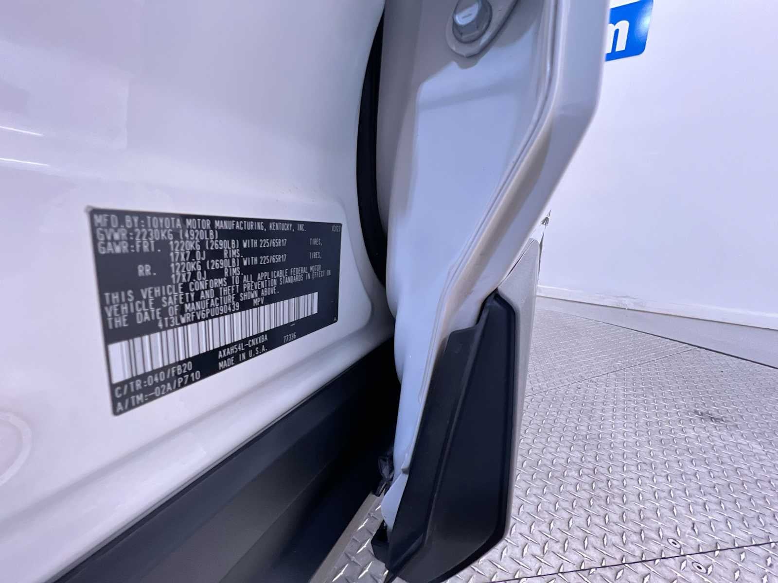 2023 Toyota RAV4 Hybrid LE
