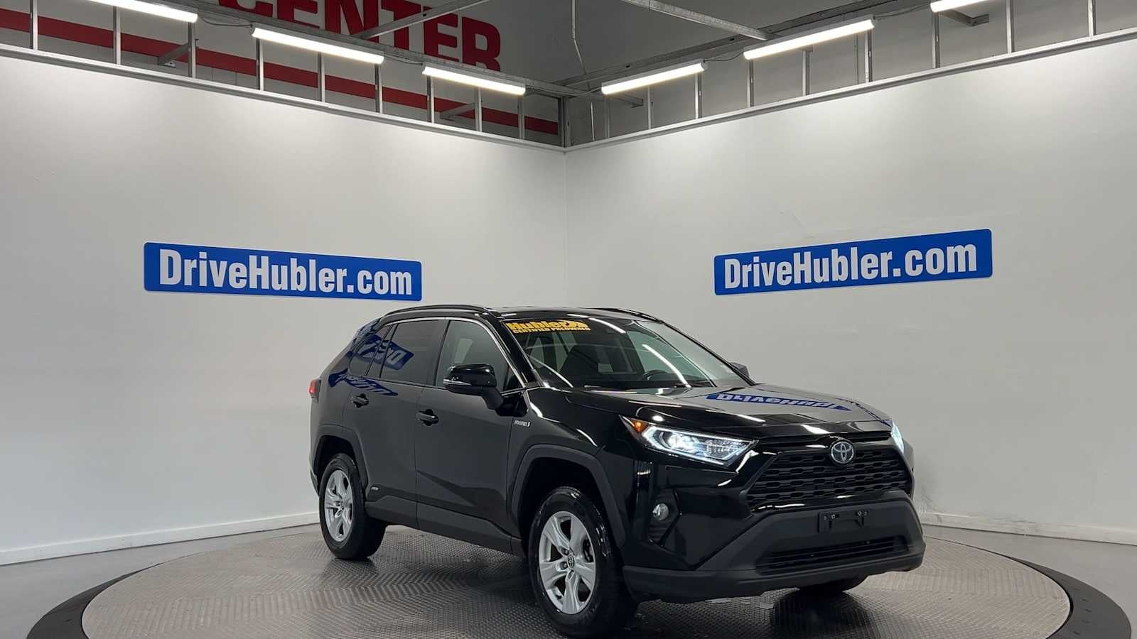 2021 Toyota RAV4 Hybrid XLE