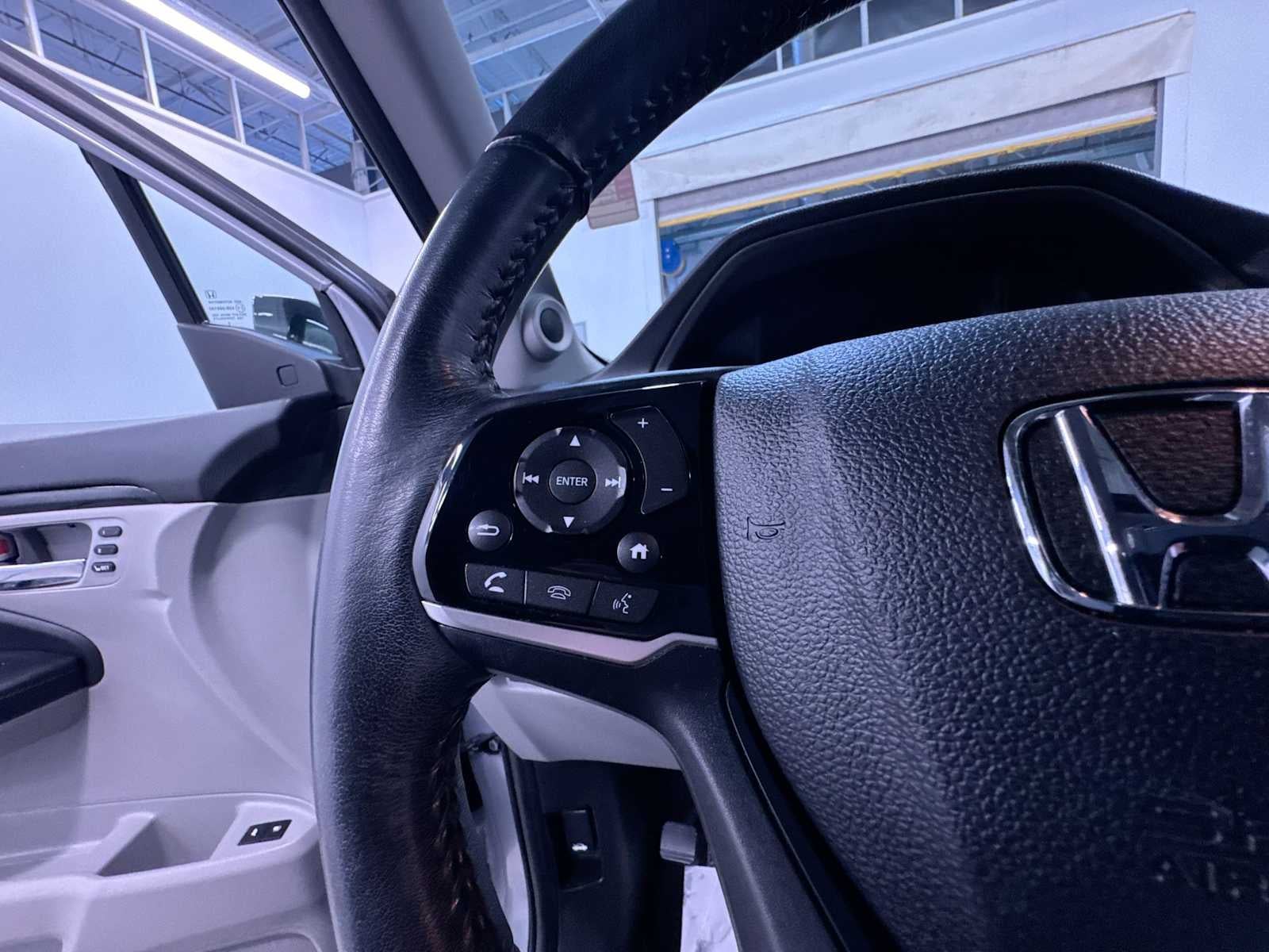 2019 Honda Pilot Touring 8-Passenger