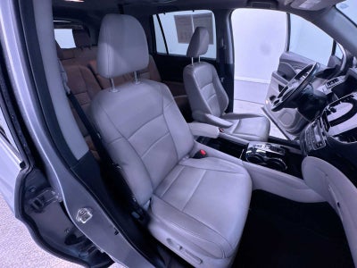 2019 Honda Pilot Touring 8-Passenger