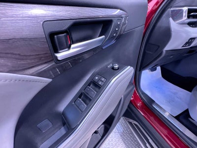 2025 Toyota Highlander Platinum