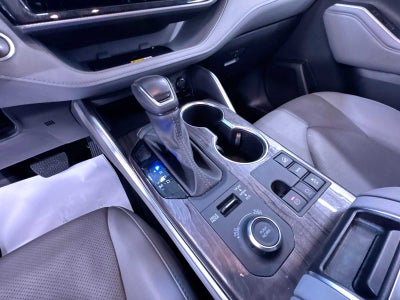 2025 Toyota Highlander Platinum