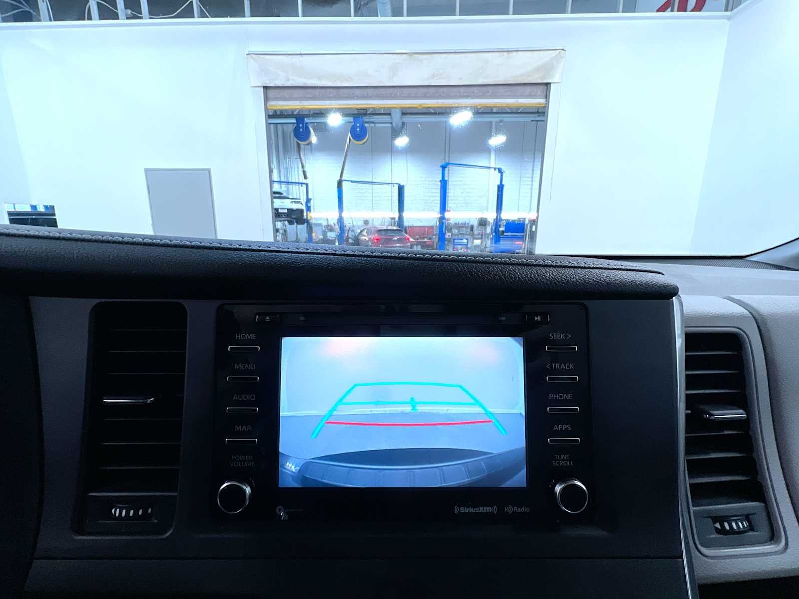 2019 Toyota Sienna XLE