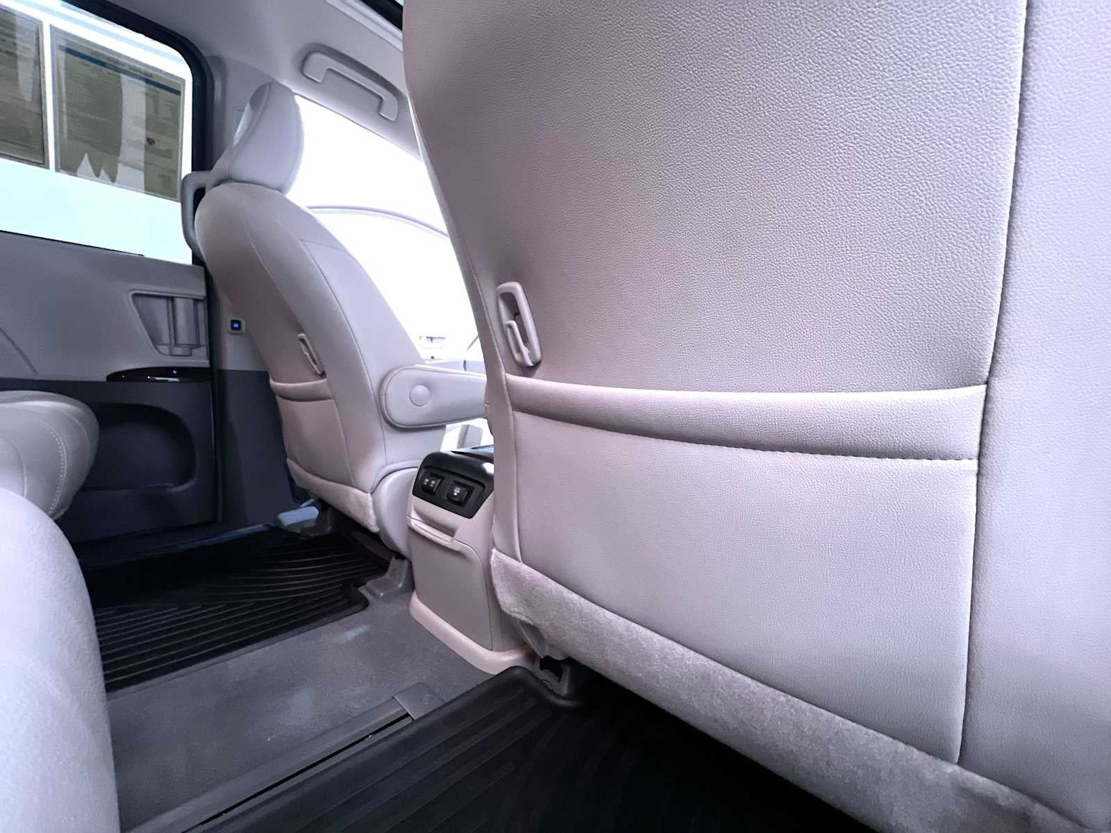 2019 Toyota Sienna XLE