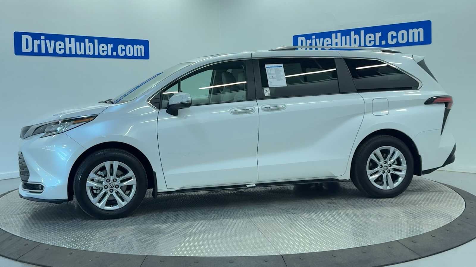 2025 Toyota Sienna Limited