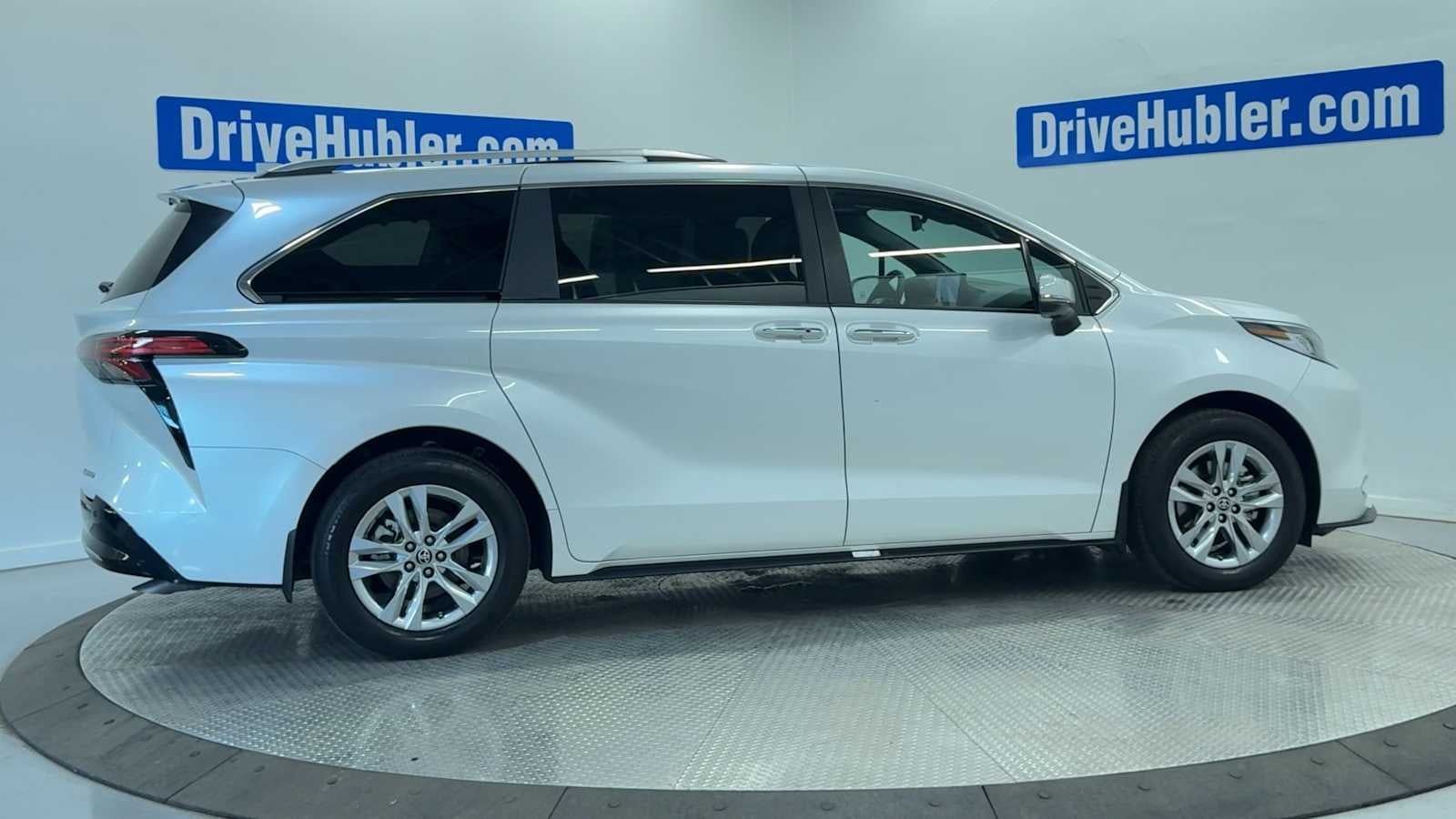 2025 Toyota Sienna Limited