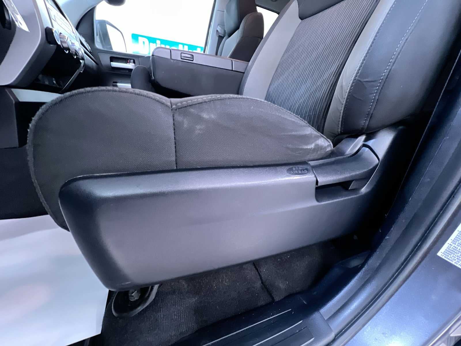 2015 Toyota Tundra SR5