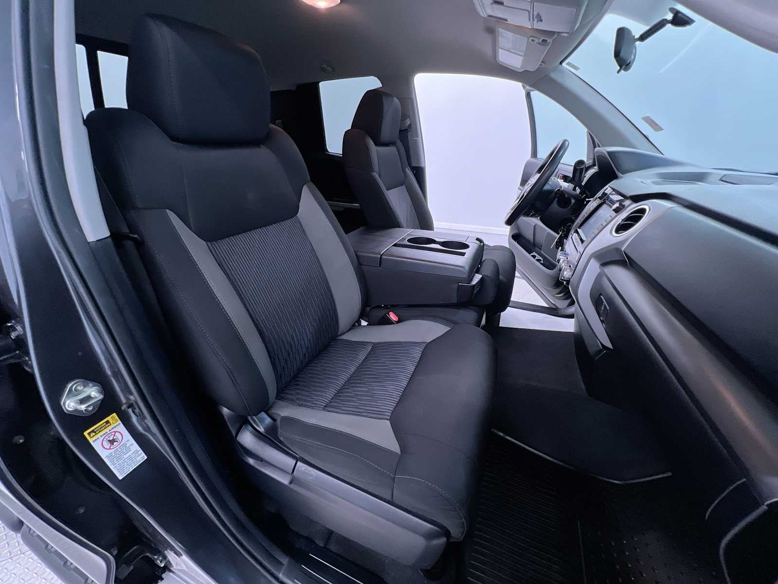 2015 Toyota Tundra SR5