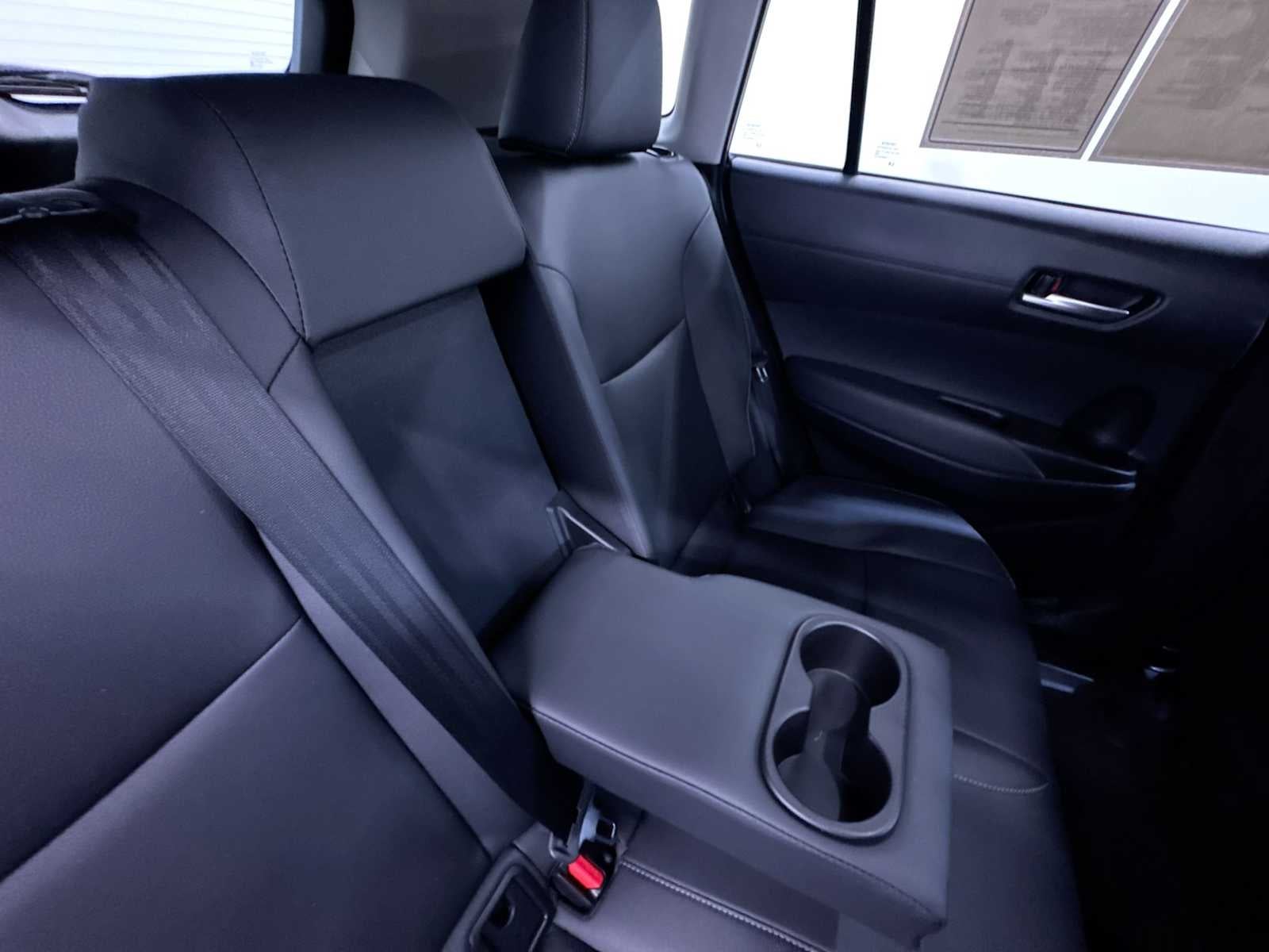 2025 Toyota Corolla Cross XLE