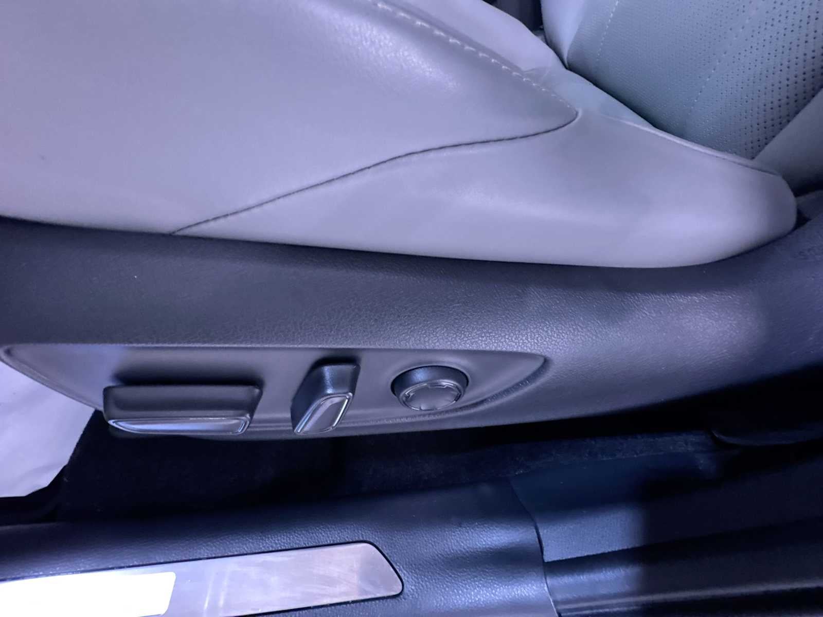 2023 Toyota Venza Limited