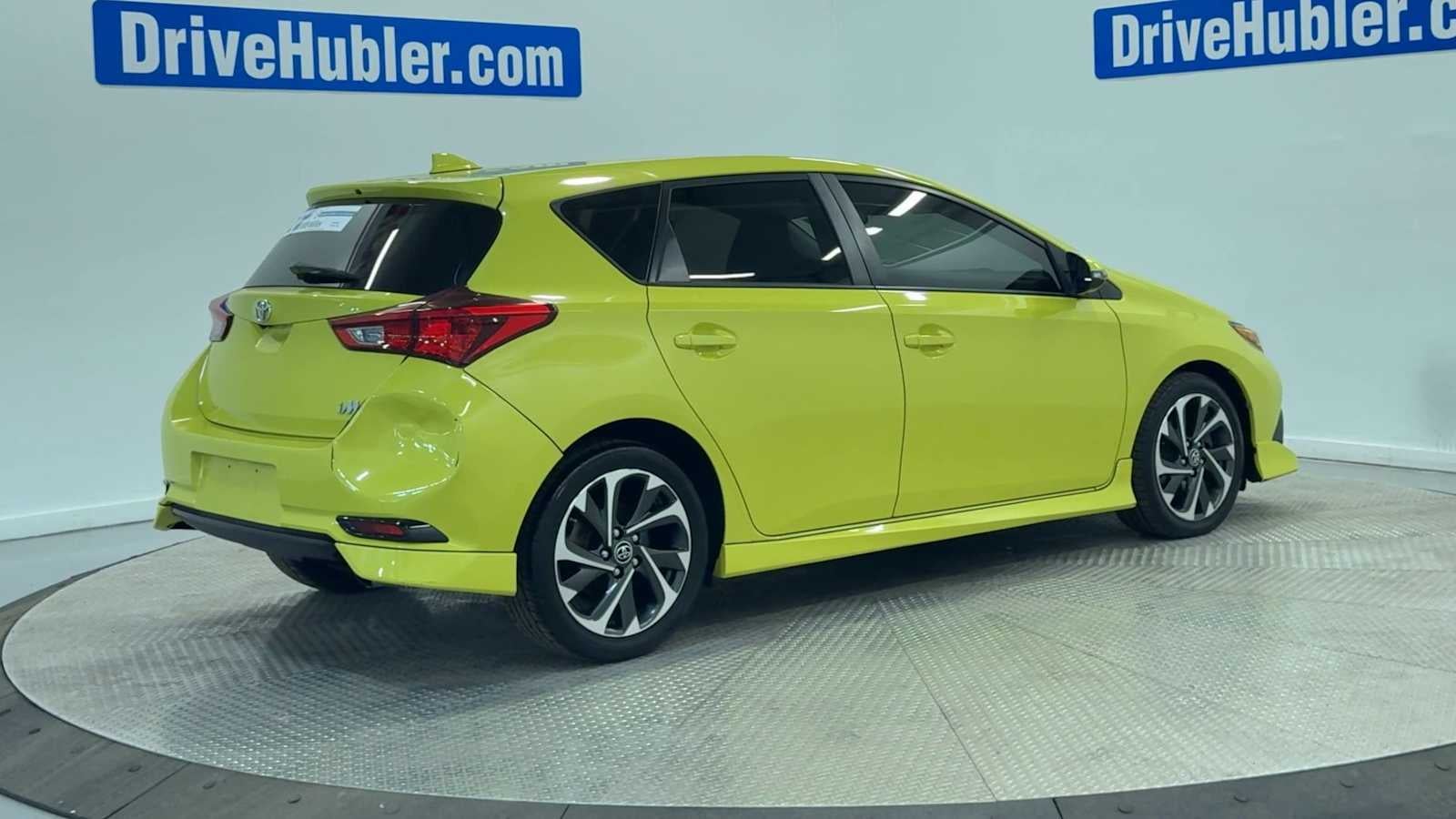 2017 Toyota Corolla iM CVT (Natl)