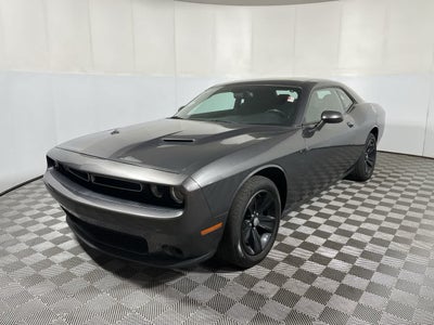 2016 Dodge Challenger SXT