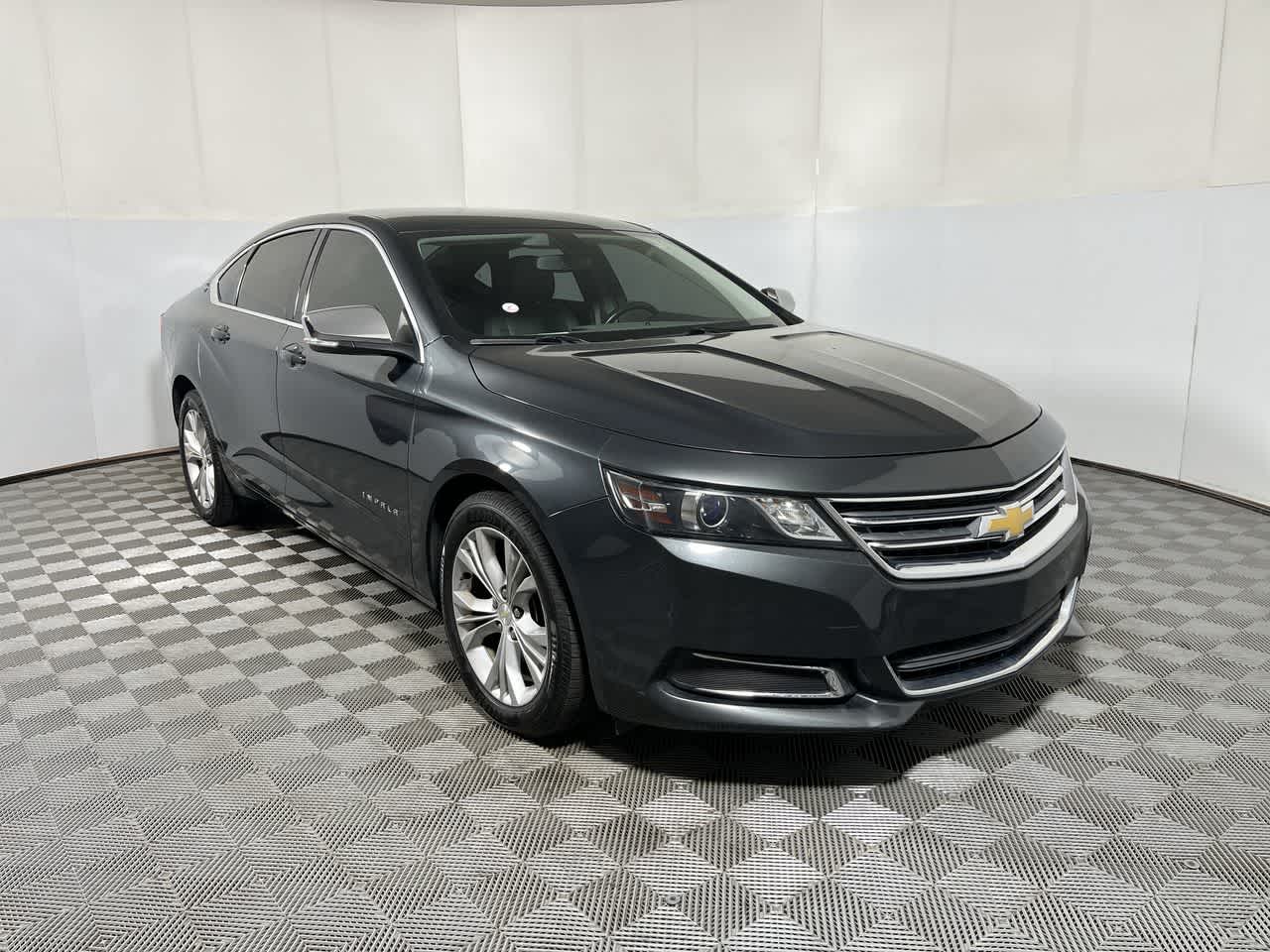 Used 2015 Chevrolet Impala 2LT with VIN 2G1125S34F9209901 for sale in Greenwood, IN