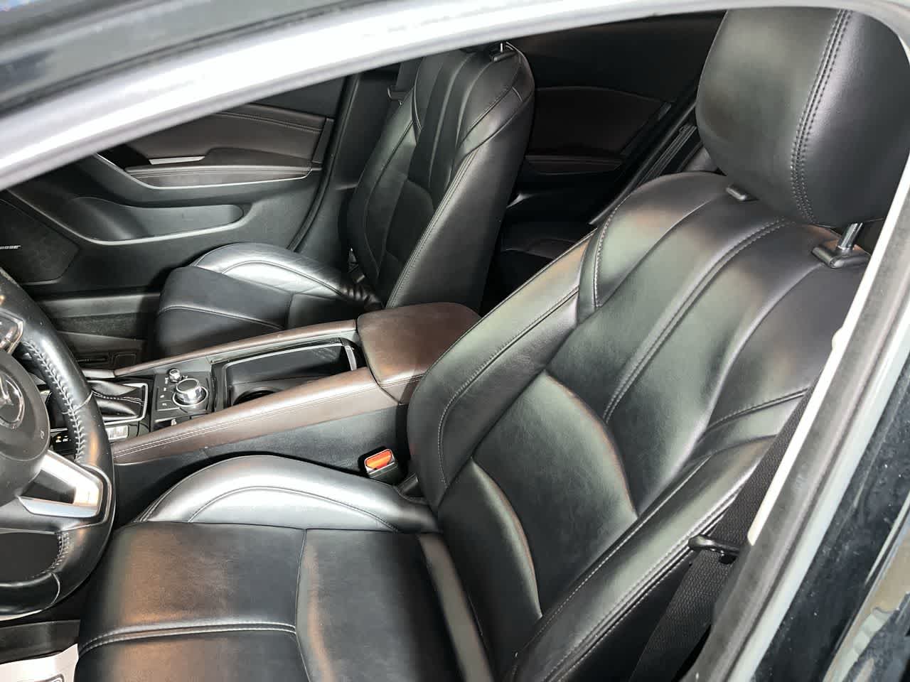 2018 Mazda Mazda3 4-Door Touring