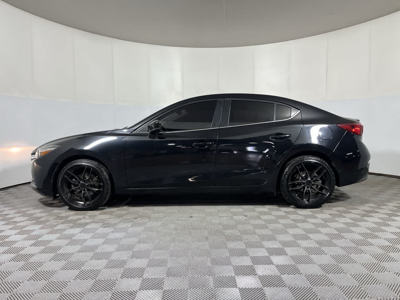 2018 Mazda Mazda3 4-Door Touring