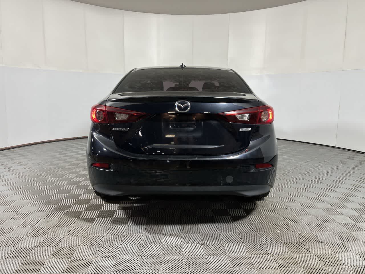 2018 Mazda Mazda3 4-Door Touring