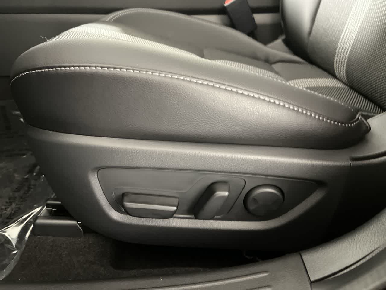 2026 Mazda Mazda CX-50 HEV 2.5 Hybrid Preferred