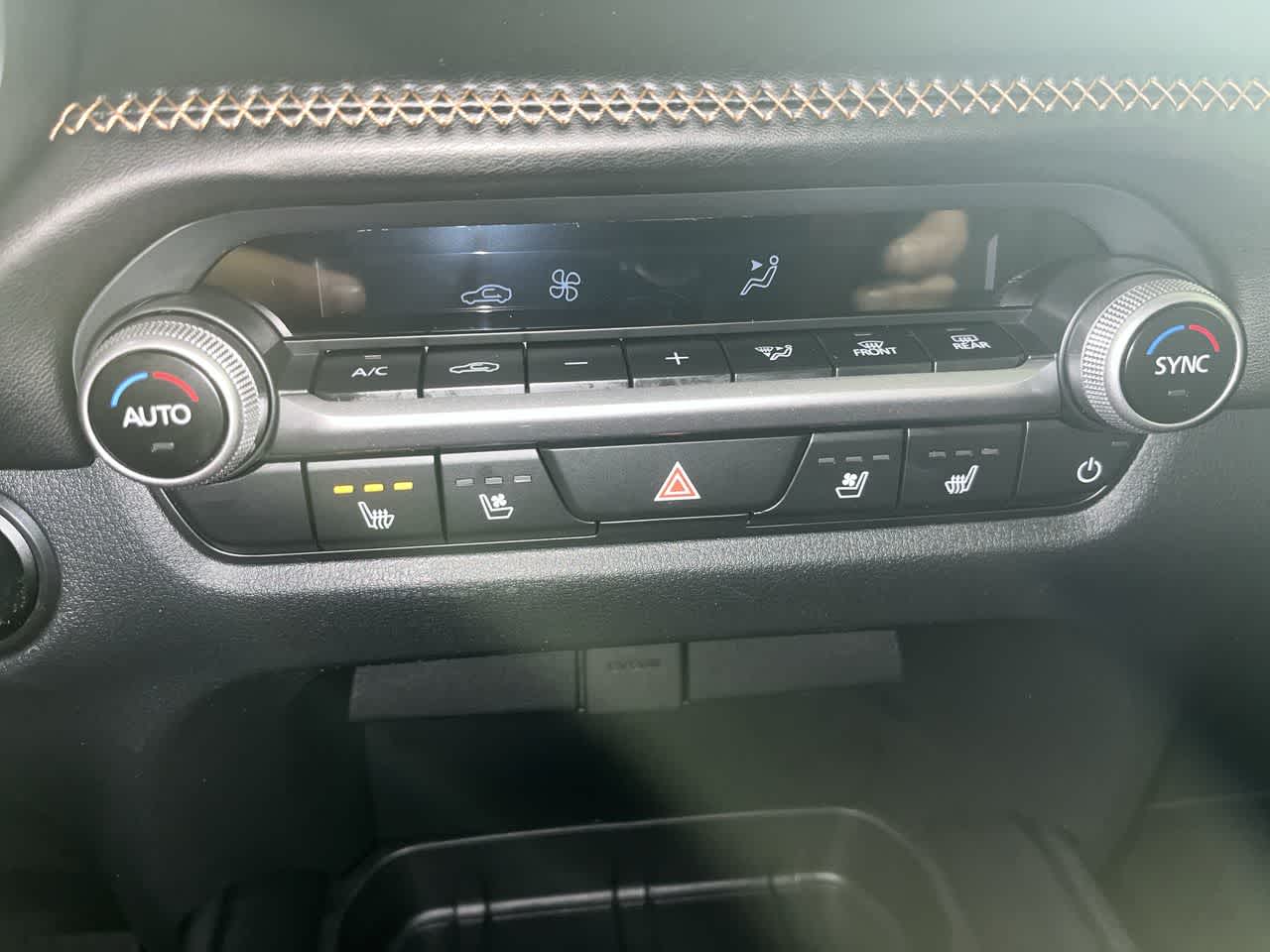 2026 Mazda Mazda CX-50 Hybrid Premium AWD