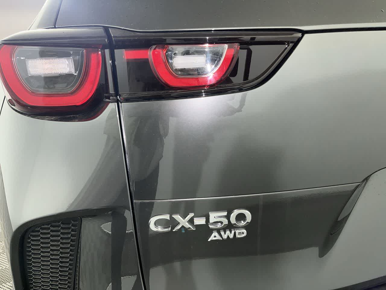 2026 Mazda Mazda CX-50 Hybrid Premium AWD