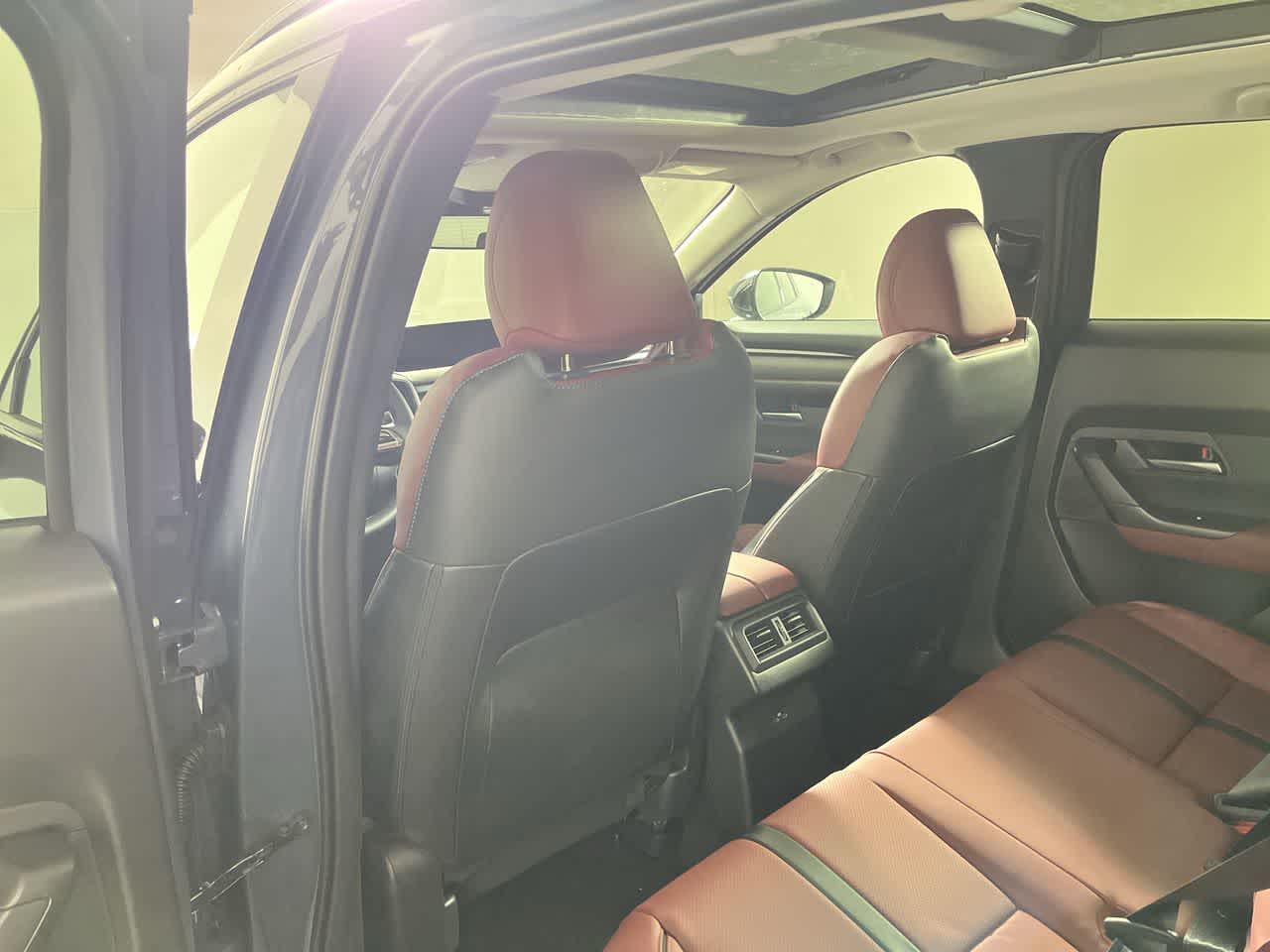 2026 Mazda Mazda CX-50 Hybrid Premium AWD