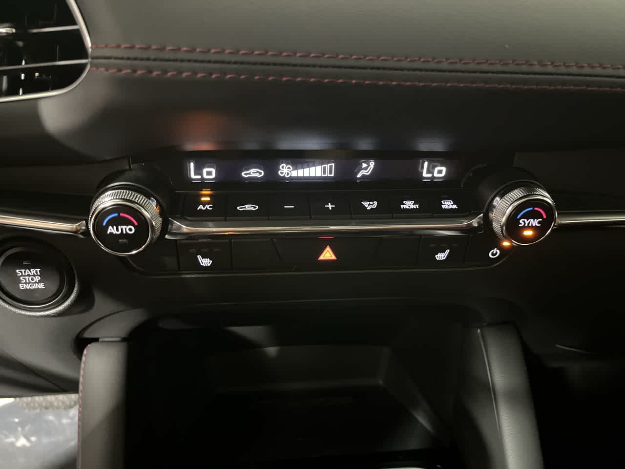 2026 Mazda Mazda3 Hatchback 2.5 S Carbon Edition AWD