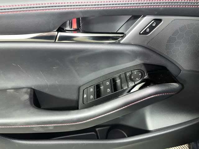 2026 Mazda Mazda3 Hatchback 2.5 S Carbon Edition AWD