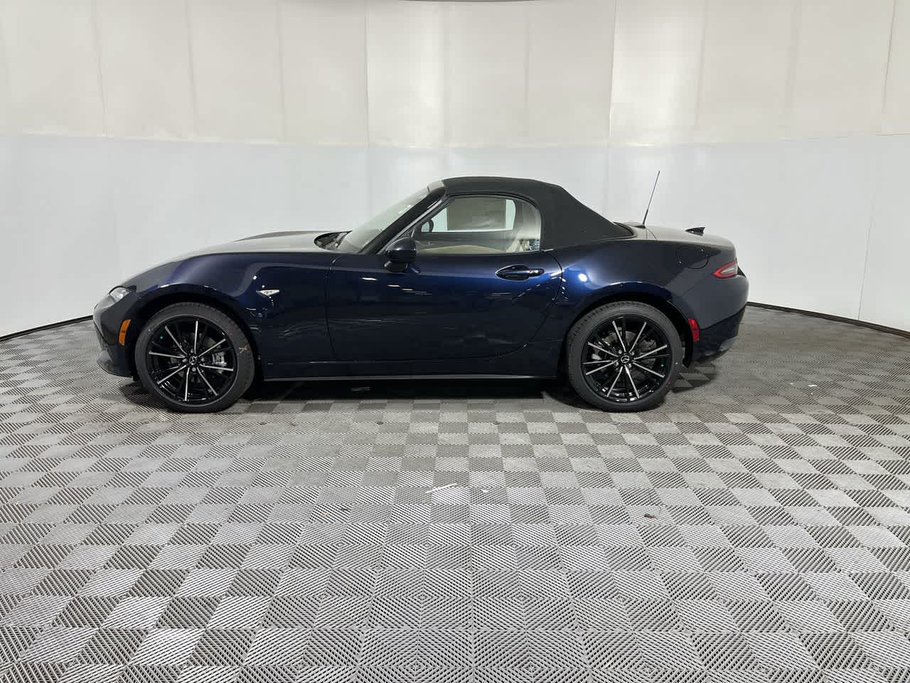 2026 Mazda Mazda MX-5 Miata Grand Touring